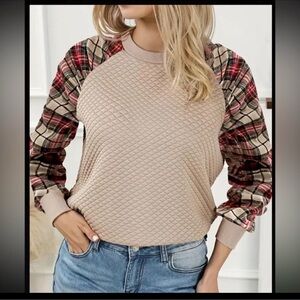 Plaid Sleeve Quilted Women's Top